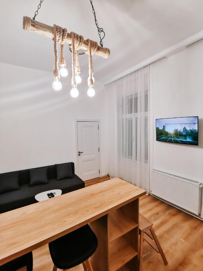 Fly Residence Arad Exterior foto