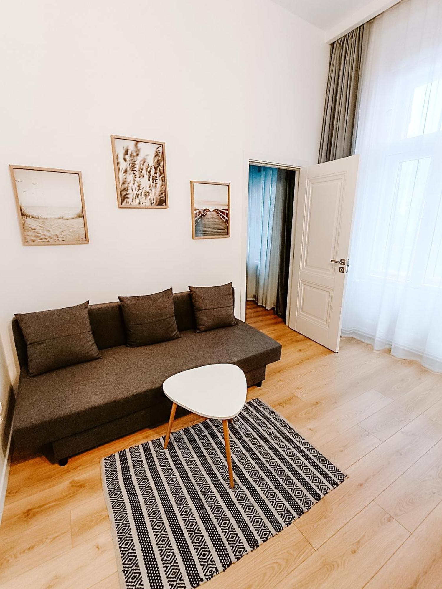 Fly Residence Arad Exterior foto
